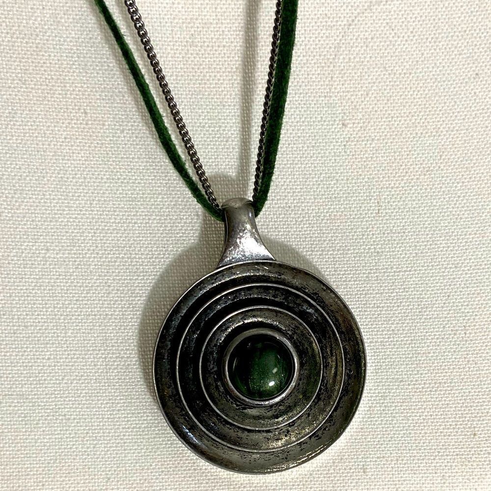 Lia Sophia pendant necklace - Picture 3 of 12